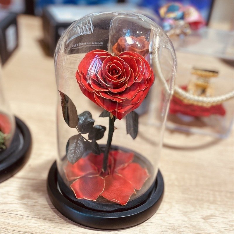 UKIQUEEN Heart Preserved Rose Dome Red with Gold Edge 12x20cm - Luxury Stem Display
